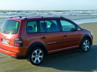 Volkswagen Cross Touran 2008 photo