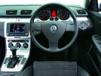 Volkswagen Passat B6 photo
