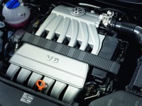 Volkswagen Passat B6 photo