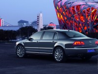 Volkswagen Phaeton 2010 photo