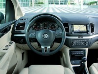 Volkswagen Sharan photo