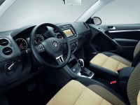 Volkswagen Tiguan 2011 photo