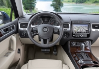 Volkswagen Touareg 2015 photo