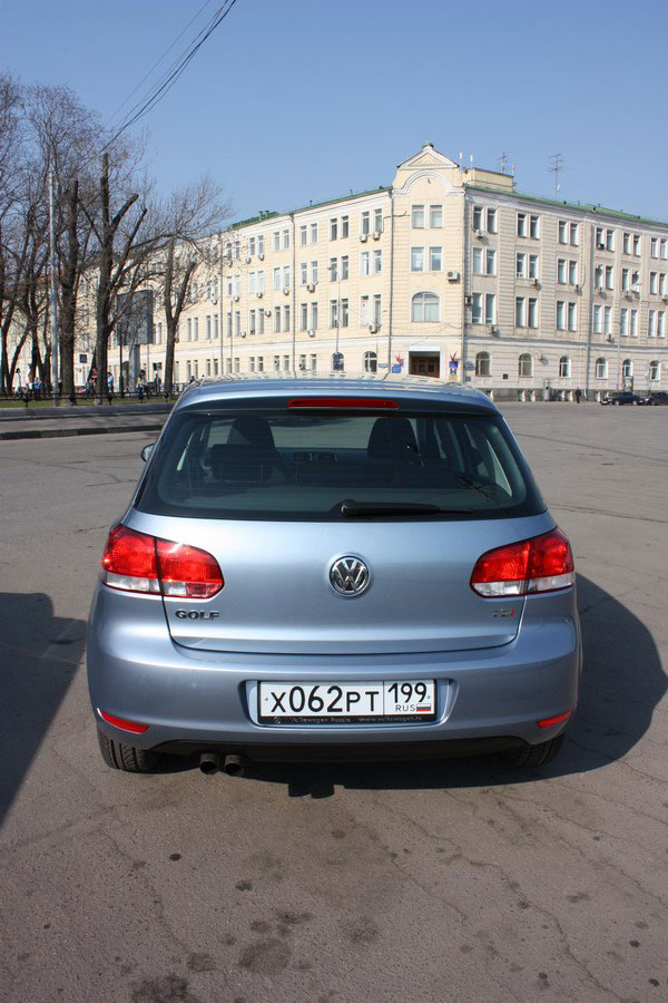 Volkswagen Golf VI:  